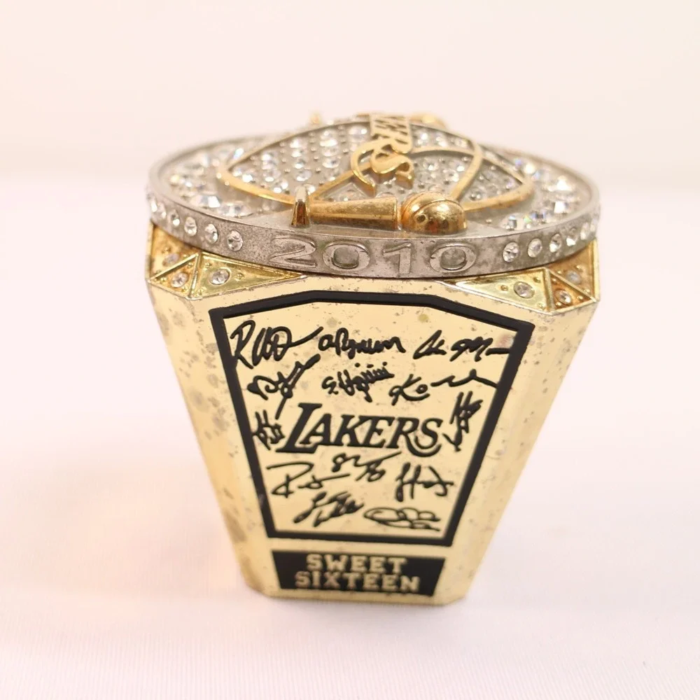 2010 Los Angeles Lakers NBA Championship Paperweight Ring Ticket Holder Prize